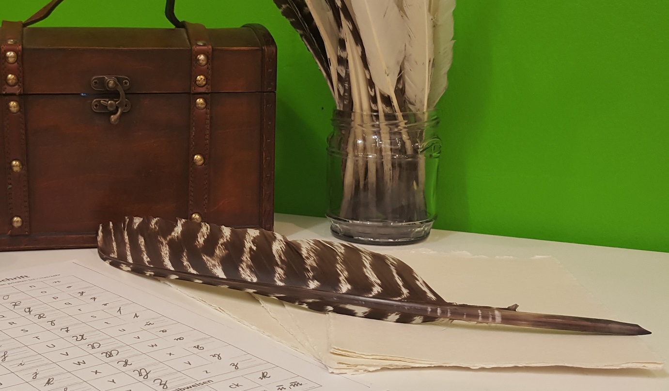 Bild Feder Papier Buchstaben